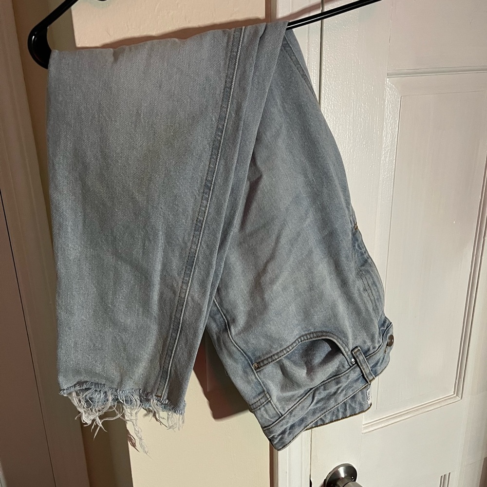 Light Wash Jeans